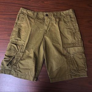 Gap Olive Green Khaki Cargo Shorts Size 34